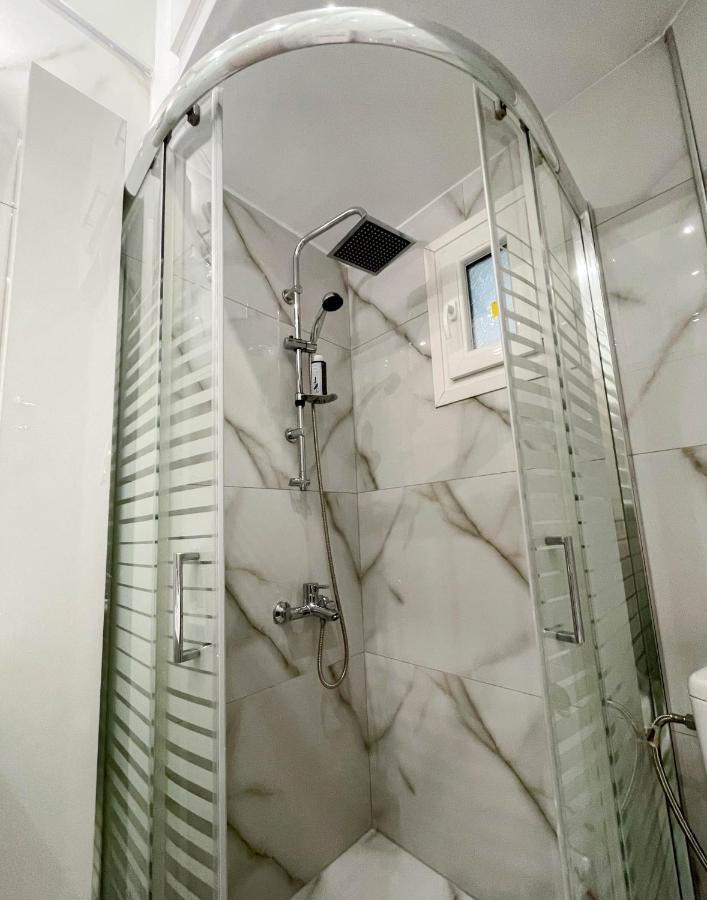 C.3 Anemone Lux_Apartment Thessaloniki Exterior foto